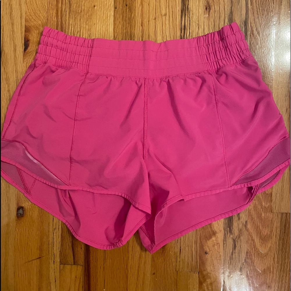 Lululemon Hotty Hot - Sonic Pink